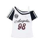 シンプルなデザインの半袖