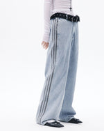 Simple and versatile striped denim trousers