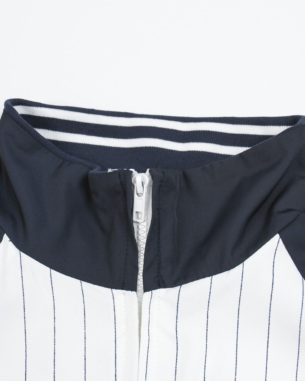 レトロなシンプルなカラーブロッキングジャケット