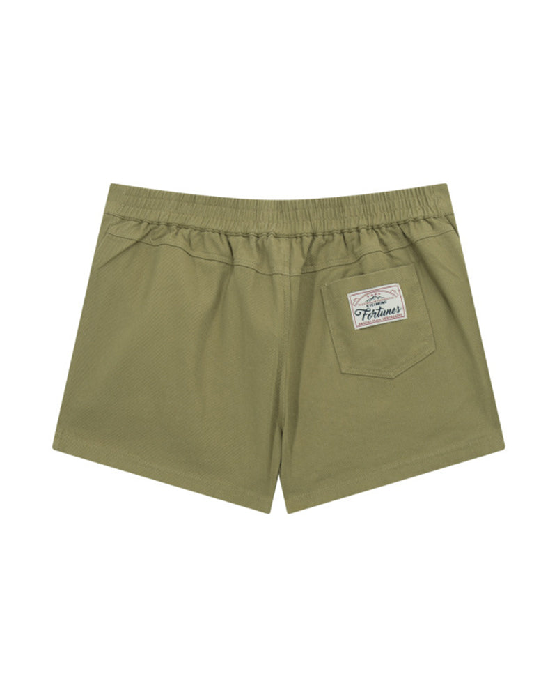 レトロなシンプルカジュアルショートパンツ