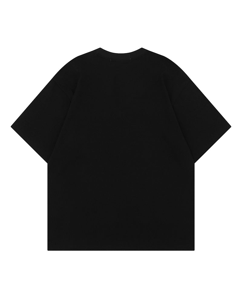 シンプルでゆったりとした半袖