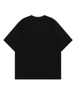 シンプルでゆったりとした半袖