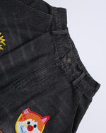 漫画の刺繍入りショートパンツ