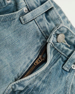 Distressed washed straight jeans