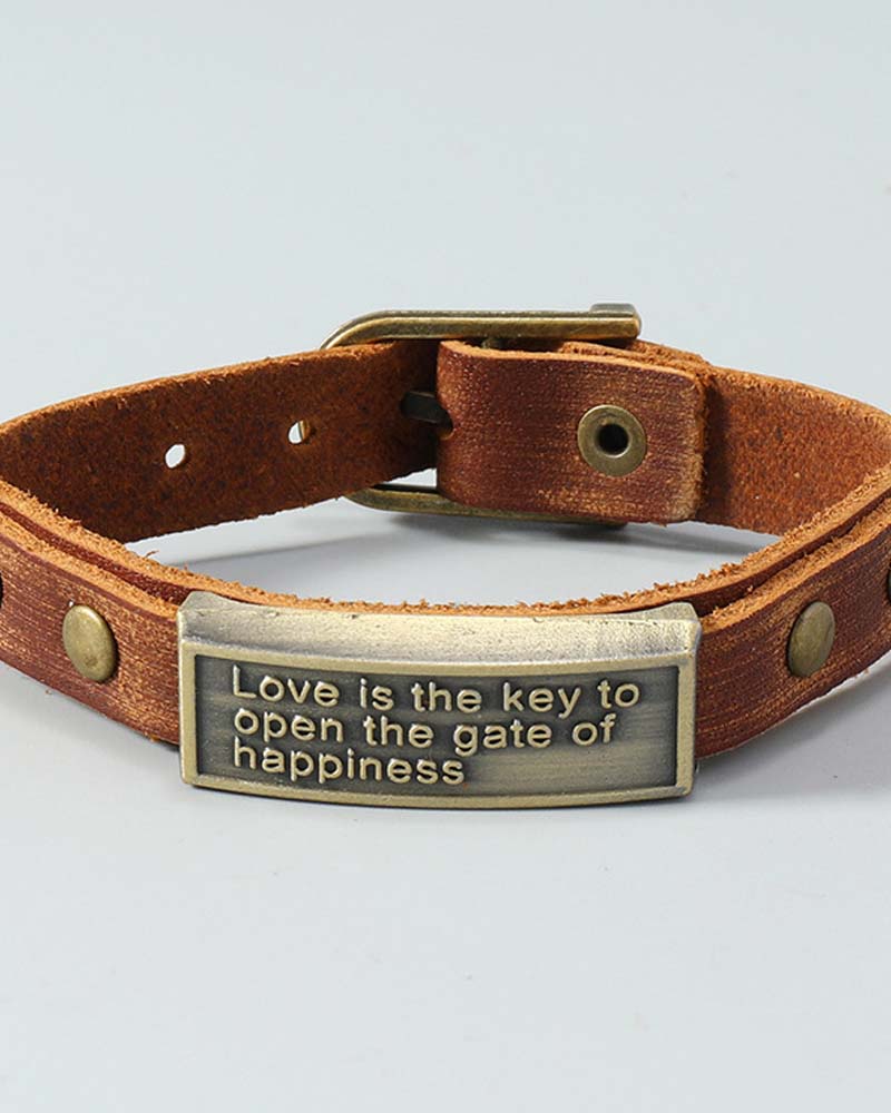 シンプルな多層レザーブレスレット