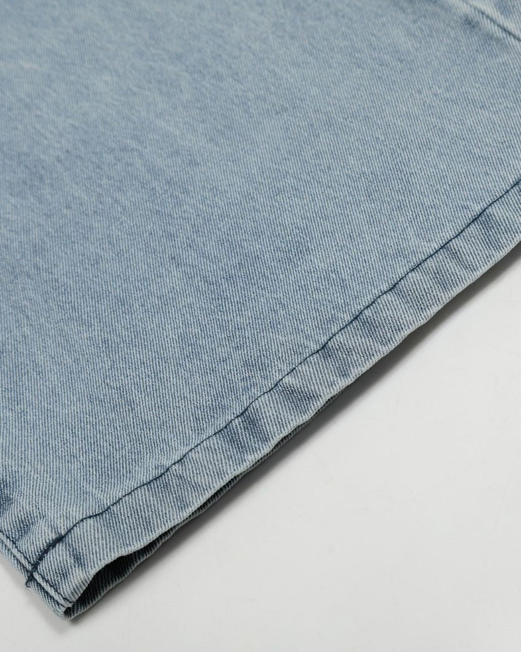 Loose washed jeans