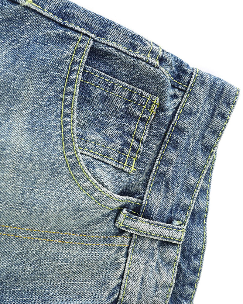 シンプルなデニムショートパンツ