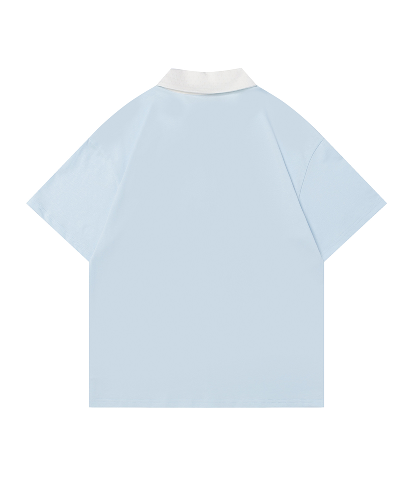 シンプルなラペルの半袖