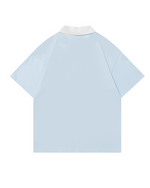 シンプルなラペルの半袖