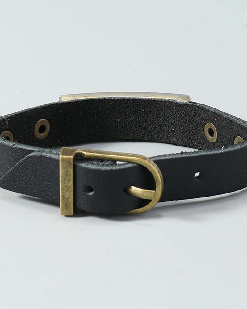 シンプルな多層レザーブレスレット