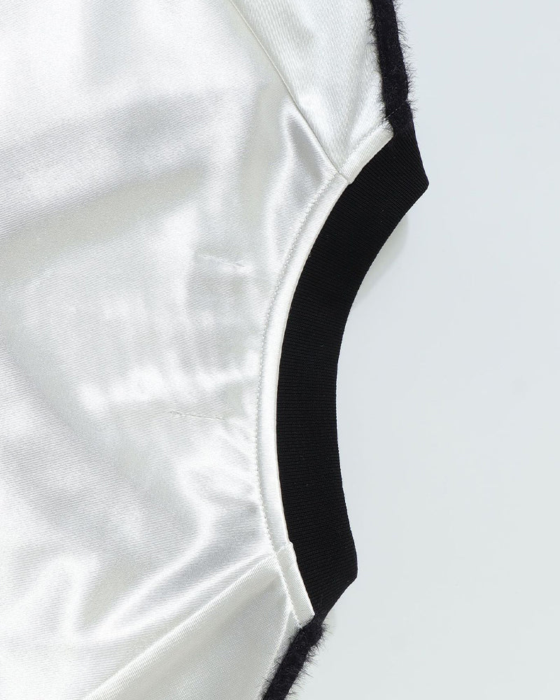 심플한 디자인의 반팔