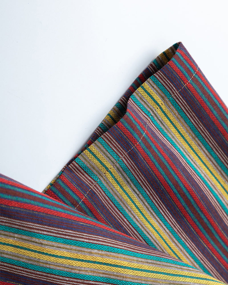 ストライプのゆったりとした半袖シャツ