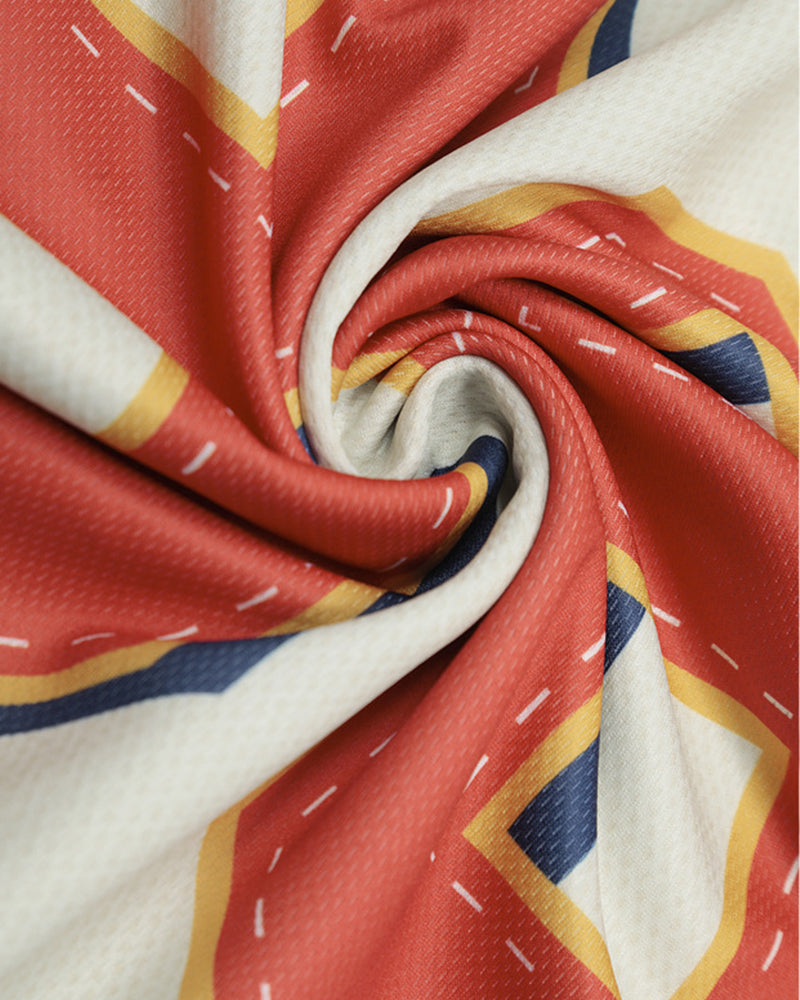 コントラストカラーのステッチ半袖