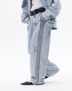 Simple and versatile striped denim trousers