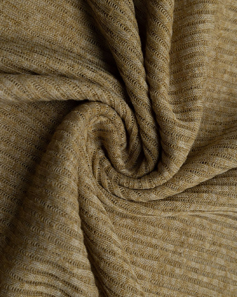 シンプルなスリムな半袖