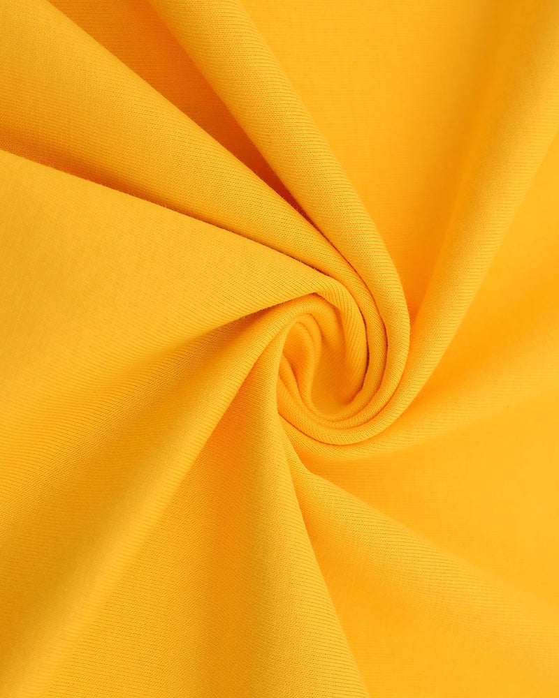 シンプルでゆったりとした半袖