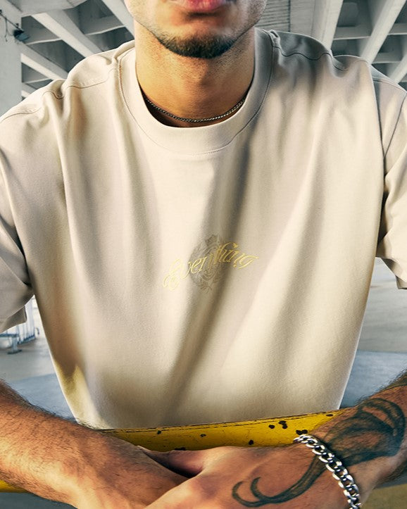 ゆったりとしたコットンの半袖