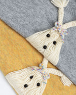 シンプルなプルオーバーセーター