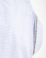 ストライプの半袖シャツ