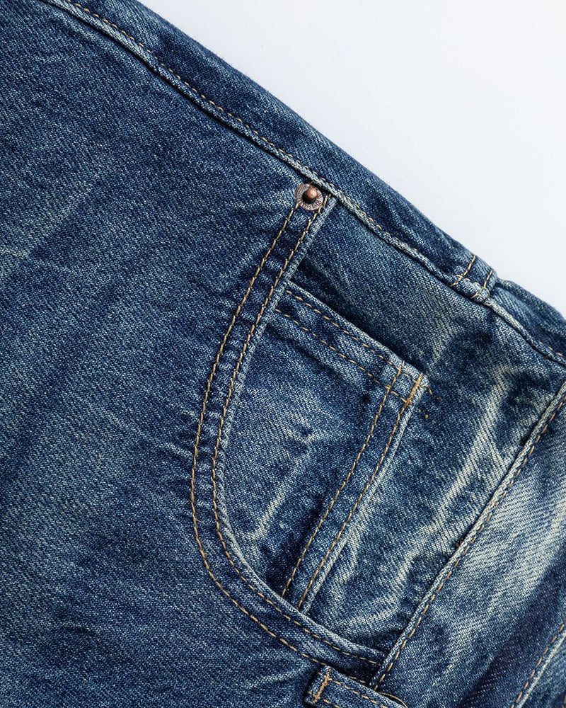 シンプルなウォッシュドショートパンツ