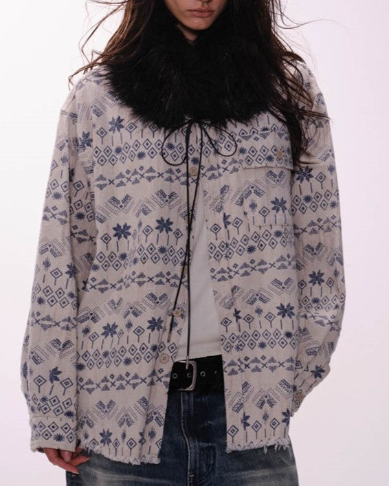 ウォッシュ加工の長袖シャツ