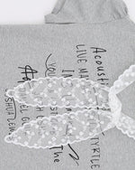 シンプルなデザインの半袖