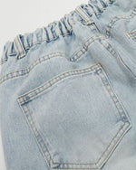 かわいい花柄ジーンズ