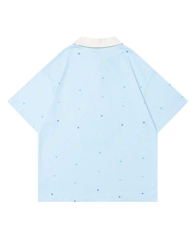 シンプルなラペルの半袖