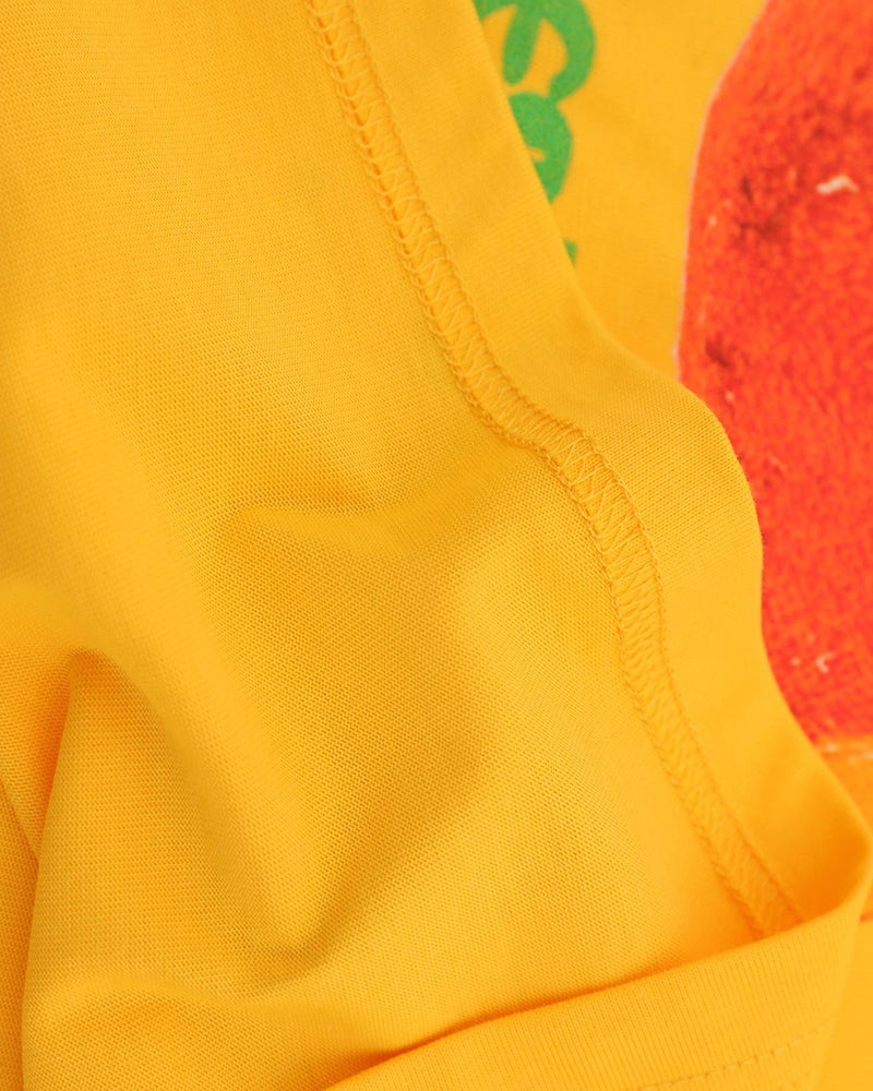 シンプルでゆったりとした半袖