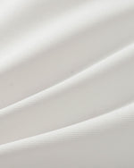 シンプルで多用途なジャケット