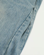 Distressed washed straight jeans