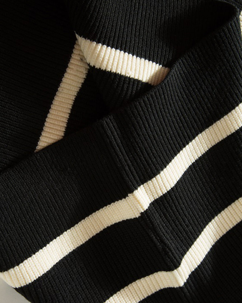 スタンドカラーハーフジップセーター