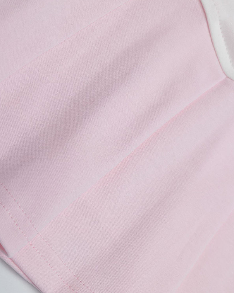 シンプルで万能なショートスカート