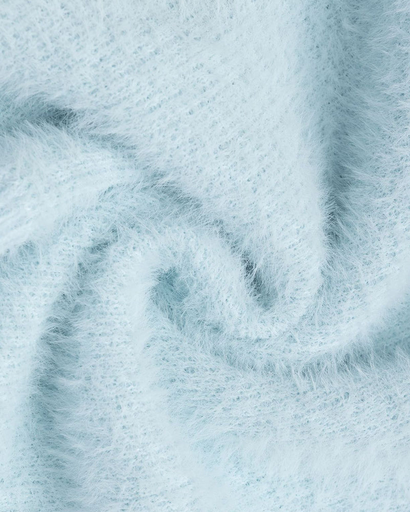 漫画風のゆったりとしたプルオーバーセーター