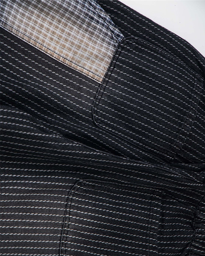 楽しいストライプ柄のカジュアルパンツ