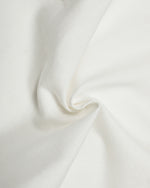 ゆったりとしたカジュアルなカーゴショーツ