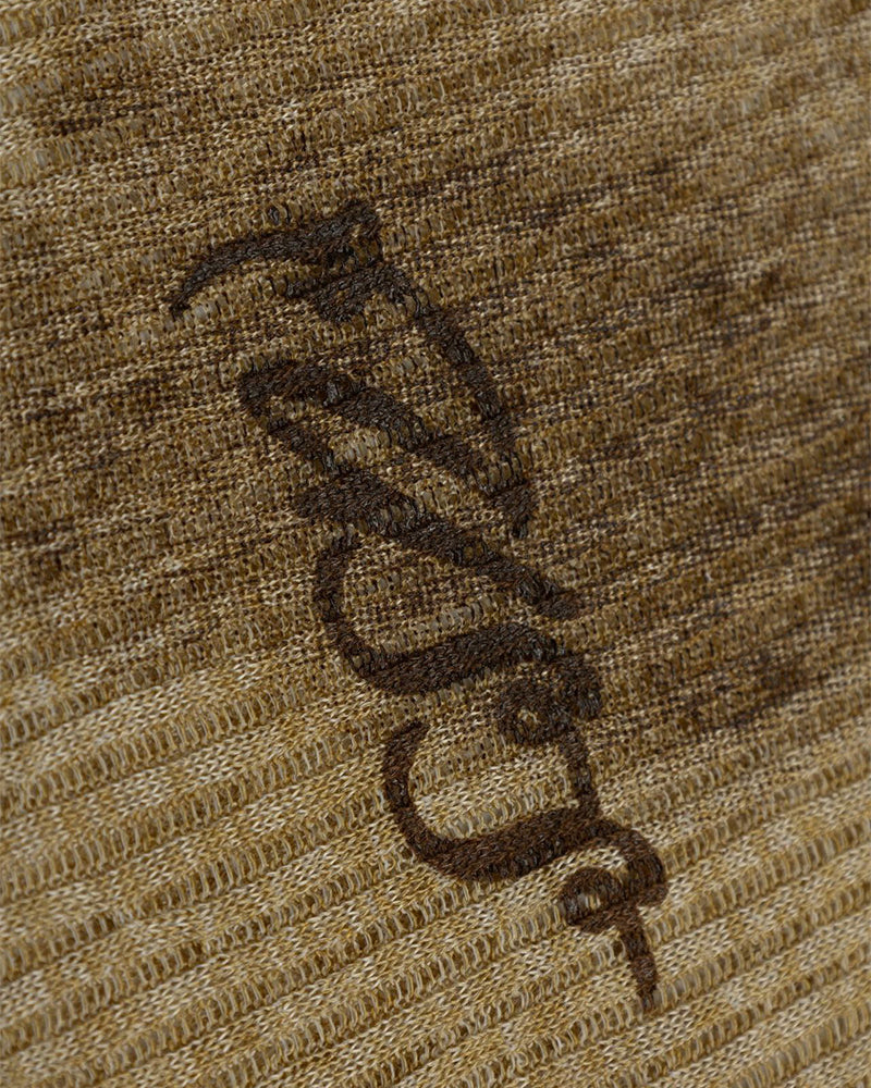 シンプルなスリムな半袖