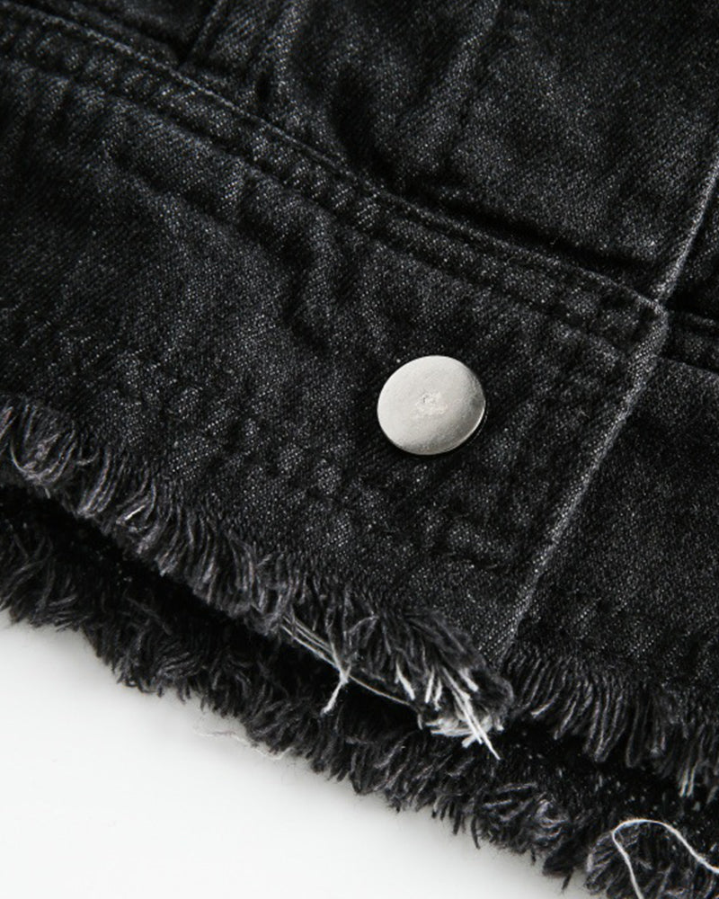 カジュアルなウォッシュデニムジャケット