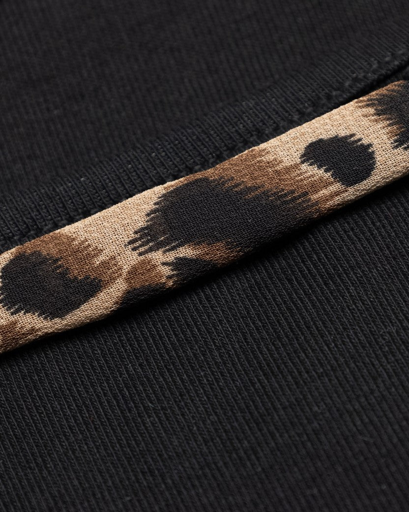 Simple hot girl short sleeve