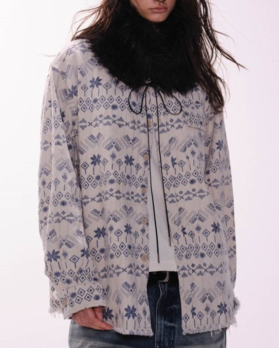 ウォッシュ加工の長袖シャツ