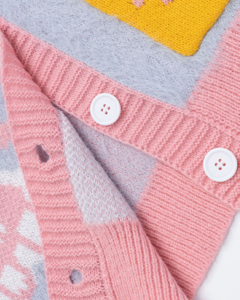 漫画風のゆったりカーディガンセーター