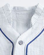 ストライプの半袖シャツ