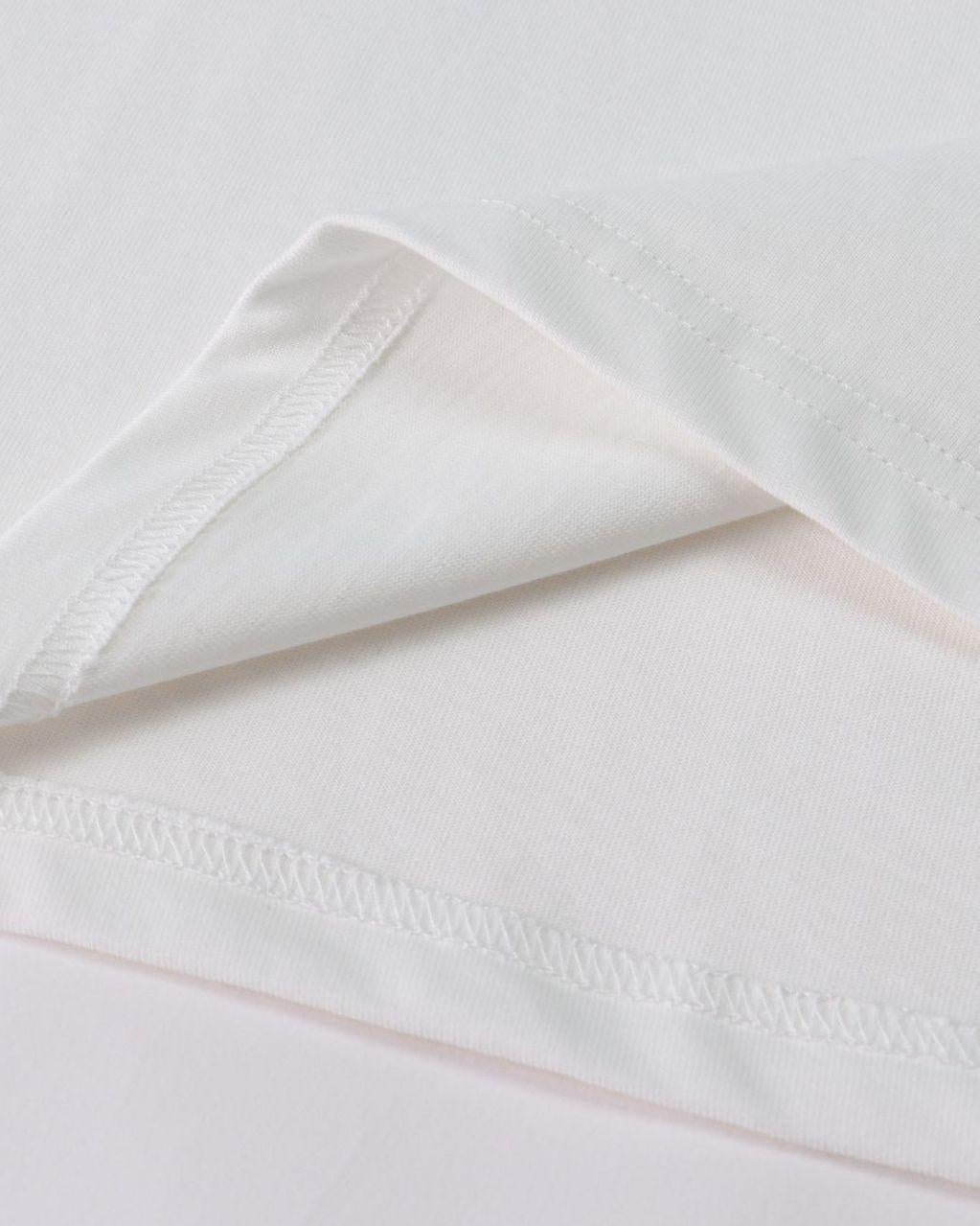 Simple loose design short sleeves