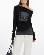 Long sleeves with off-shoulder pattern
