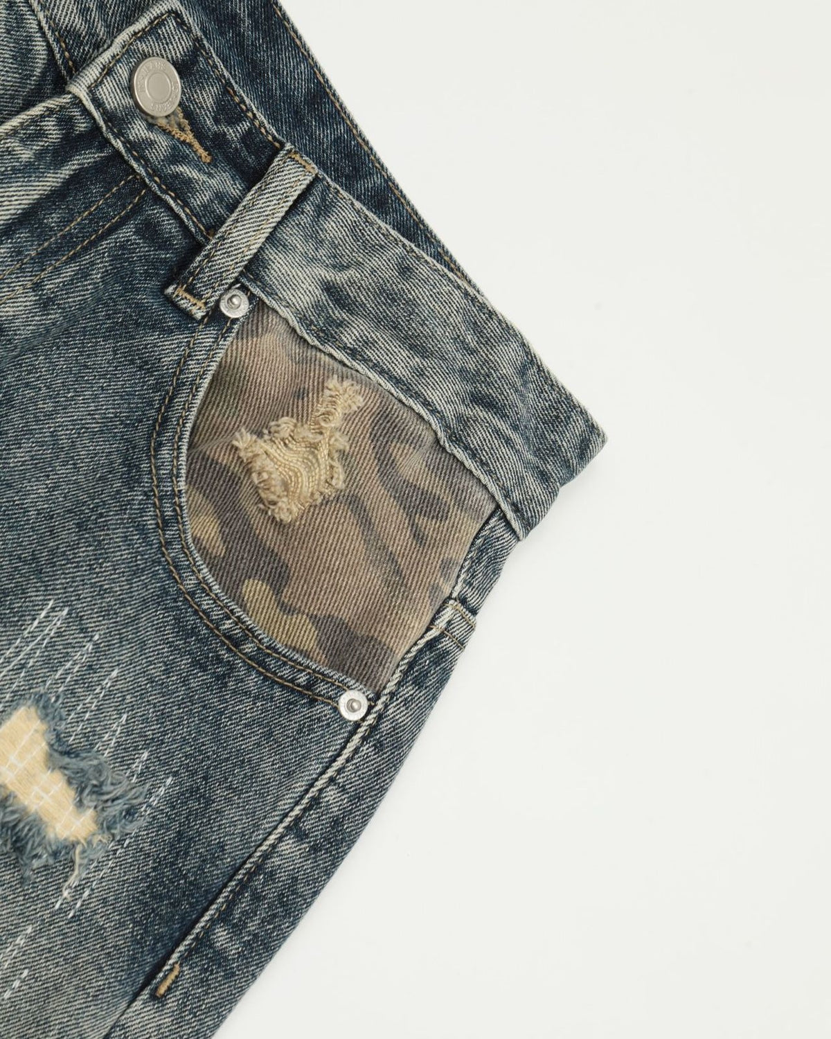 迷彩パッチワークストレートレッグパンツ