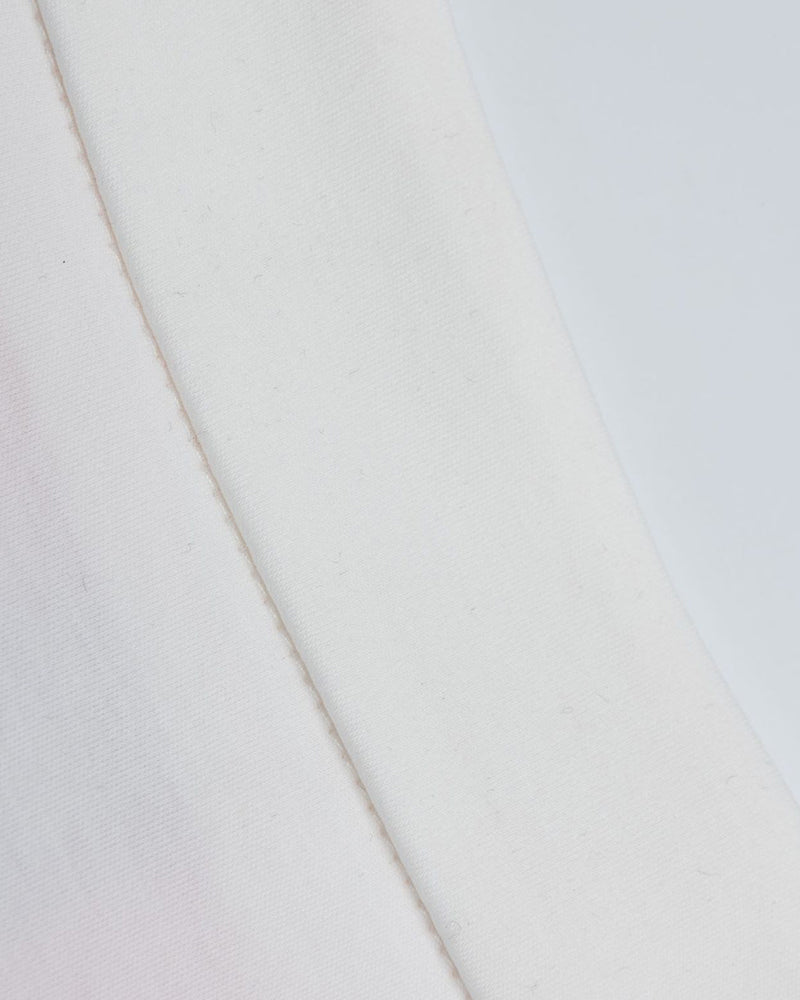 シンプルで万能なショートスカート