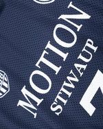 レトロなレタリングのオフショルダースウェットシャツ