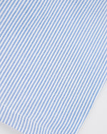 ゆったりとした半袖シャツ