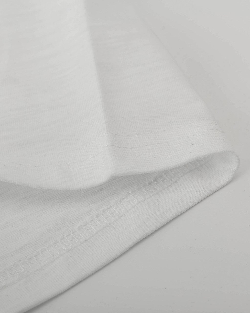 Decorated loose short sleeves