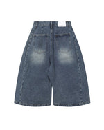 カジュアルなステッチストレートショートパンツ